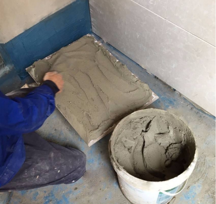 墙上贴的瓷砖空鼓快掉下来了该怎么补补 墙上贴的瓷砖空鼓快掉下来了该怎么补补